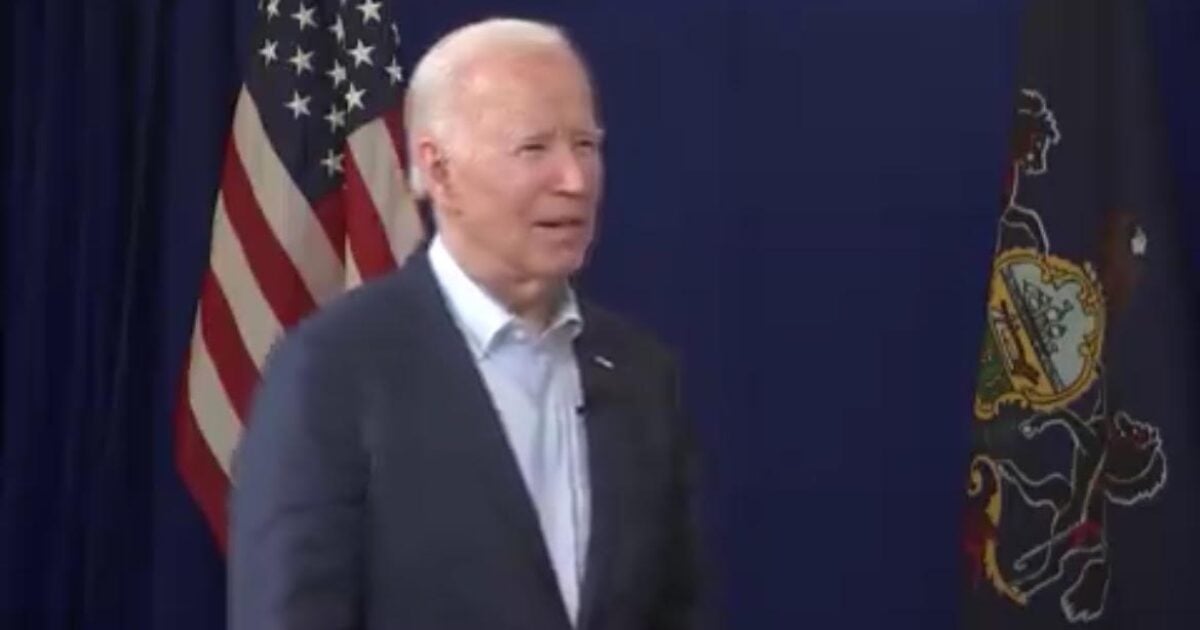 Biden Clashes with Reporter Over Lack of Signs